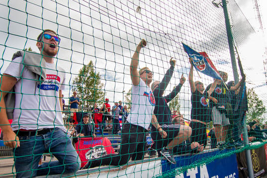 Helsingborgs supportar firar segern