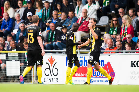 Hammarbys Pa Amat Dibba (i) lämnar planen