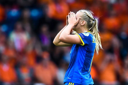 Sveriges Stina Blackstenius deppar  i kvartsfinalen mellan