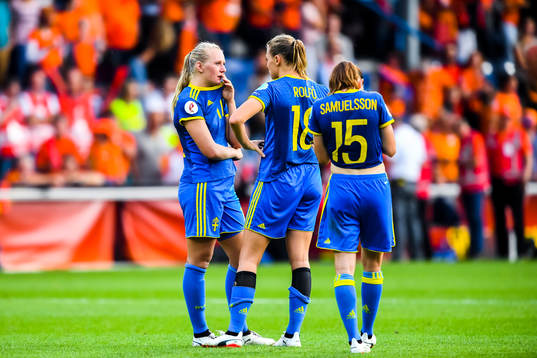 Sveriges  Stina Blackstenius, Fridolina Rolfö och Jessica