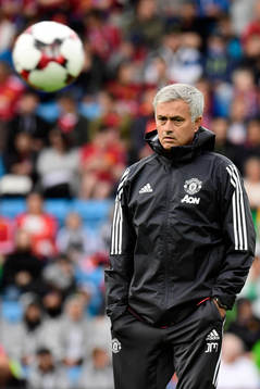 Manchester Uniteds tränare Jose Mourinho och