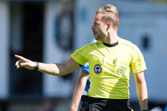 domare Kristoffer Karlsson