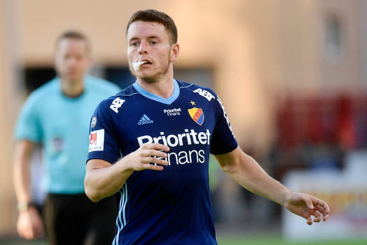 Djurgårdens Kerim Mrabti med bomull i munnen