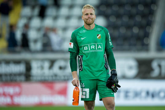 Häckens målvakt Peter Abrahamsson deppar