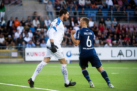 AFC Eskilstunas Målvakt Alireza Haghighi i bråk med