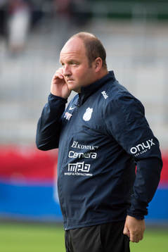 Norrbys tränare Simon Eriksson