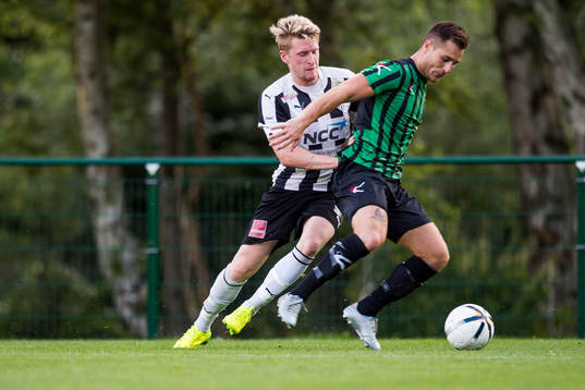 Kågeröds Alexander Bengtsson och Högaborgs Rozbeh Kazemi