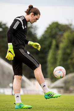 Östersunds målvakt Andrew Robert Mills