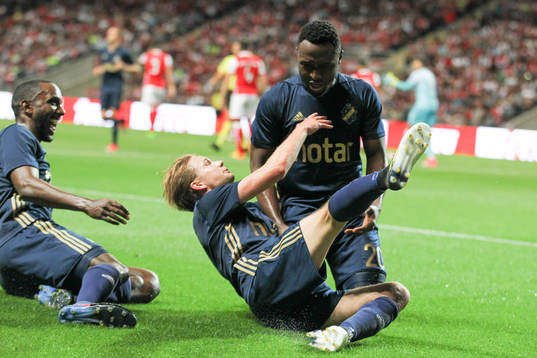 Chinedu Obasi forward of AIK celebrates