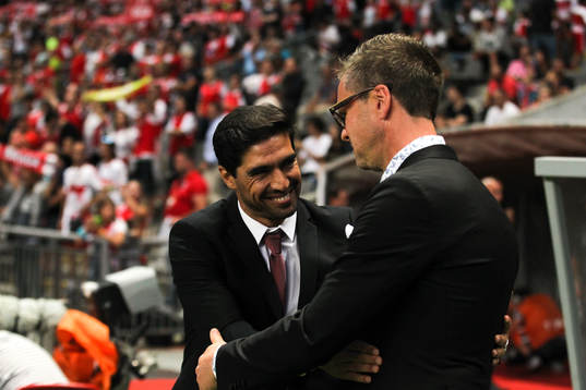 Rikard Norling coach of AIK (R) and Abel Ferreira coach of