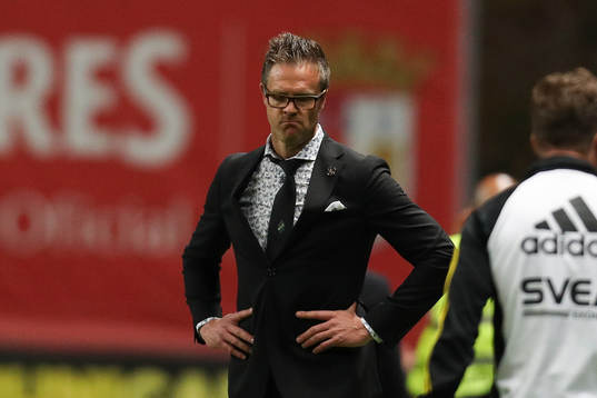 Rikard Norling coach of AIK reacts