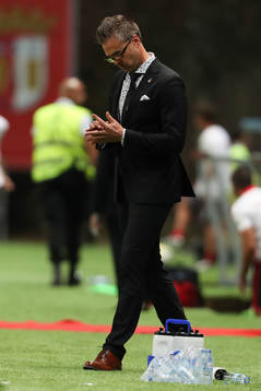 Rikard Norling coach of AIK reacts