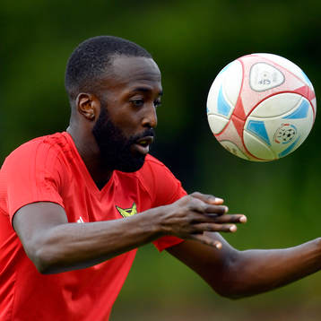 Östersunds Ronald Mukiibi värmer upp
