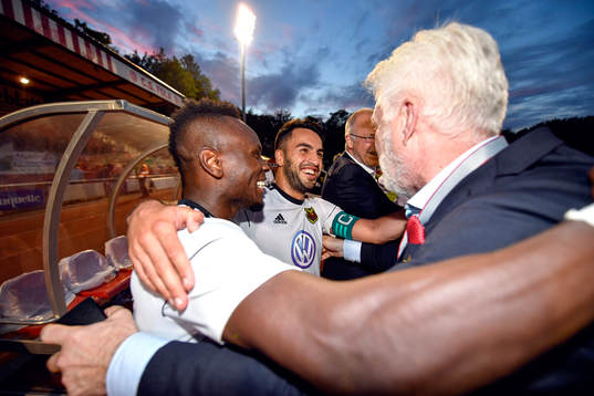 Östersunds Brwa Nouri jublar