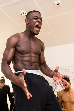 Östersunds Salisu Abdullahi Gero jublar i