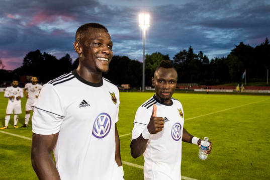Östersunds Salisu Abdullahi Gero och Samuel Mensiro