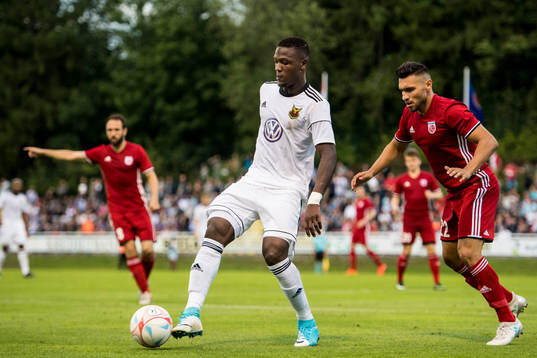 Östersunds Salisu Abdullahi Gero och Fola Esch Enis Saiti