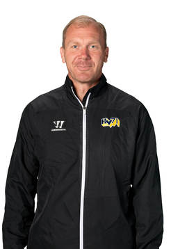 s Tränare Johan Lindbom 2