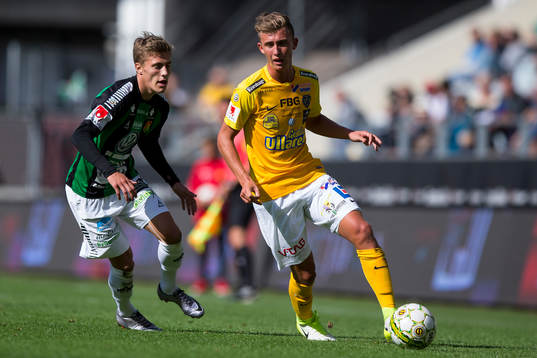 Falkenbergs John Björkengren före GAIS Erik Westermark