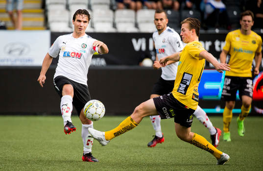 Örebros Nordin Gerzic