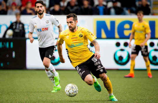 Örebros Nahir Besara och Elfsborgs Emir Bajrami