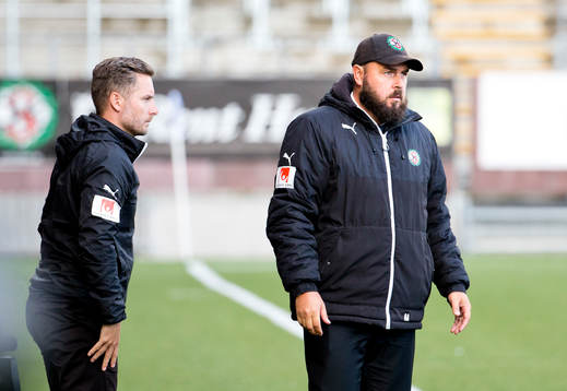 Örebros assisterande tränare Axel Kjäll och tränare
