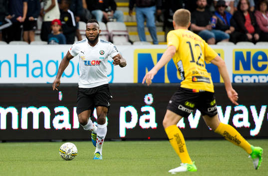 Örebros Michael Junior Omoh