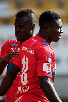 Helsingborgs Oke Akpoveta gjorde 0-1-målet och jublar med
