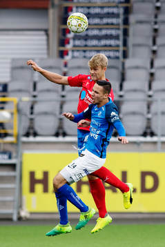 Helsingborgs Viktor Ljung i nickduell med Norrbys