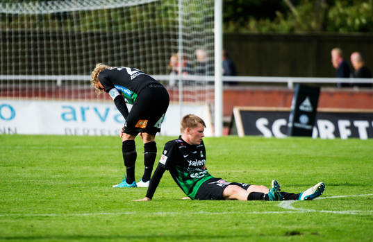 Varbergs Gustav Berggren och Joel Palmqvist deppar