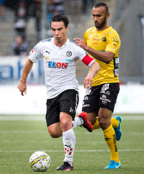 Örebros Nordin Gerzic och Elfsborgs Issam Jebali