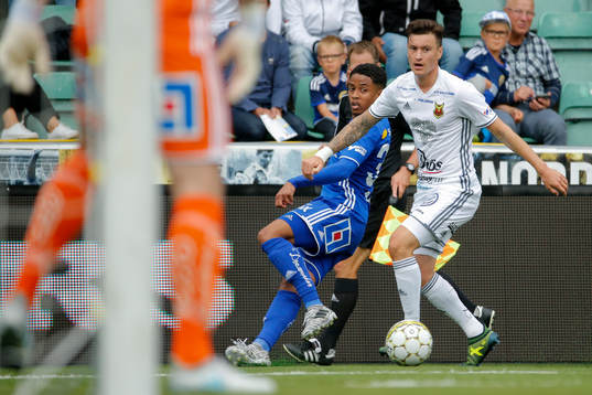 Sundsvalls Jonathan Morsay och Östersunds Jamie Hopcutt