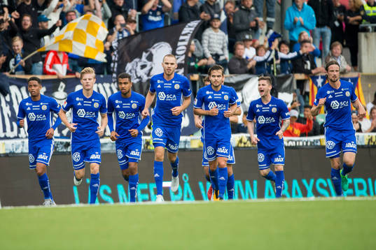 Sundsvalls Marcus Danielson i mitten