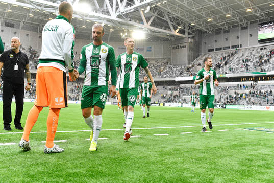 Hammarbys Kennedy Bakircioglu, Birkir Már Saevarsson och