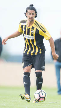 IFK Hässleholms Ameer Naseer i matchen i division 2 mellan