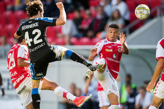 IFK Göteborgs Mikkel Diskerud och Kalmars Ismael Silva