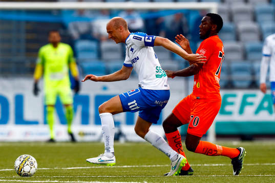 Norrköpings Andreas Johansson och AFC Eskilstunas Chidi