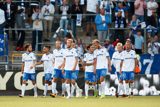 Norrköpings David Moberg Karlsson kramar om Sebastian