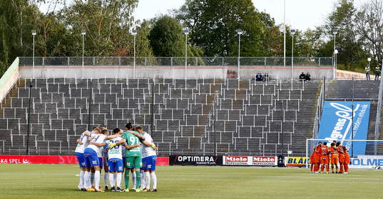 Norrköping och AFC Eskilstuna hitom en nästan tom