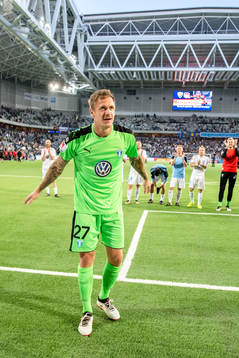 Malmö FFs målvakt Johan Dahlin jublar