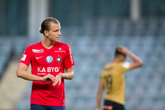 Örgrytes Sebastian Carlsén deppar