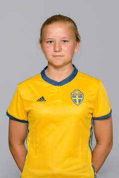 Johanna Lindblom i F15/02-landslaget