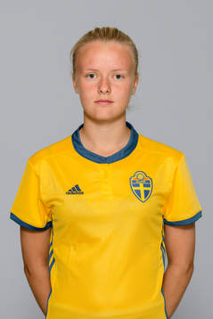 Thea Bergsten i F15/02-landslaget