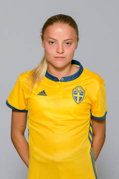 Linnea Strand i F15/02-landslaget