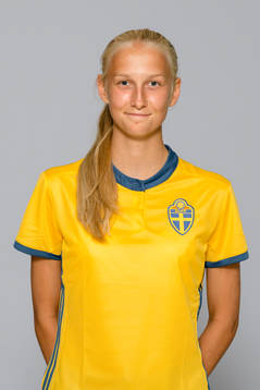 Ella Gunnarsson  i F15/02-landslaget