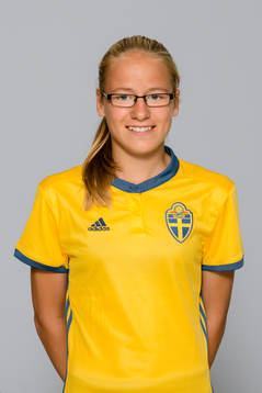 Cassandra Harletun i F15/02-landslaget