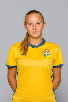 Ronja karlsson Törnborg  i F15/02-landslaget