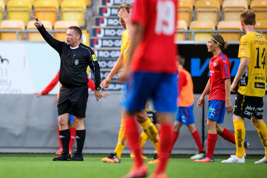 domare Patrik Nilsson, Alingsås
