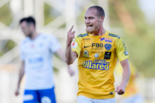 Falkenbergs Christoffer Carlsson jublar