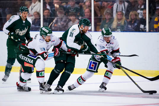 Färjestads Dick Axelsson mot Frölundas Pontus Widerström